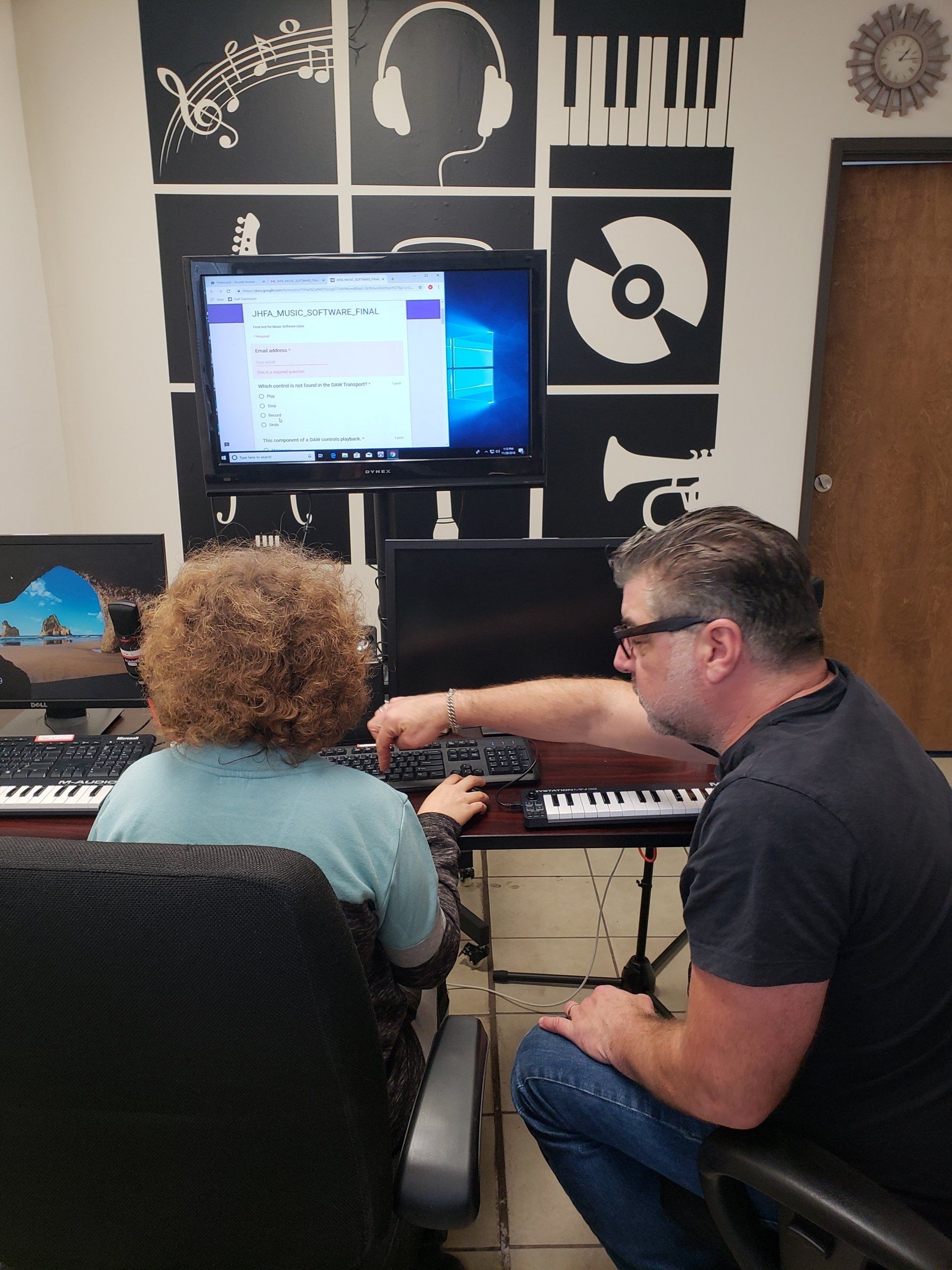 A lesson at the studio's production computers
